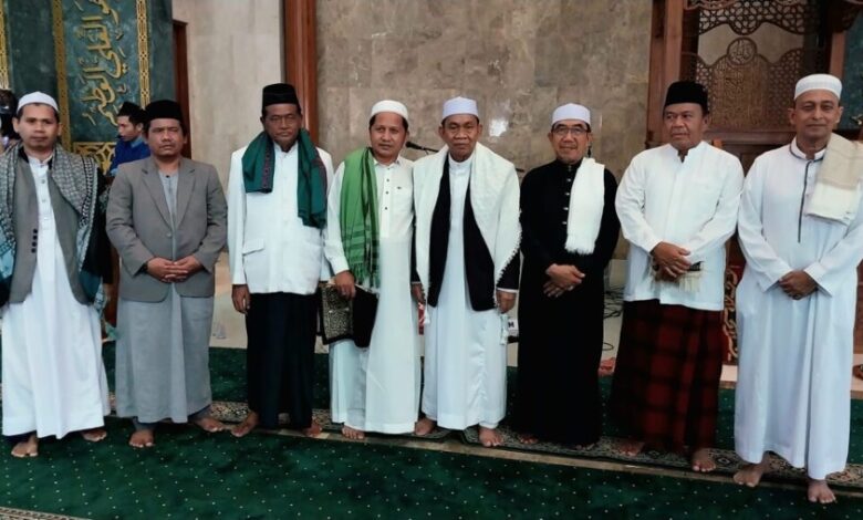 Bupati Kutim Ardiansyah Sulaiman turut melaksanakan ibadah Salat Iduladha 10 Dzulhijjah 1445 H di Masjid Agung Al Faruq Sangatta